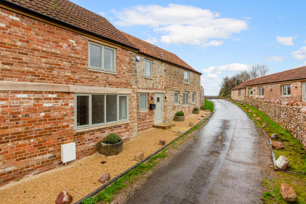 Additional property image - Badgers Lane, Almondsbury, BS32