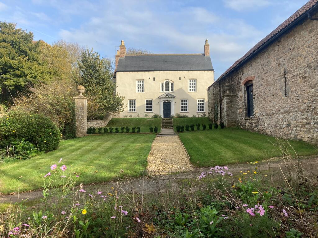 Main image of property: Main Road, Aust, BS35