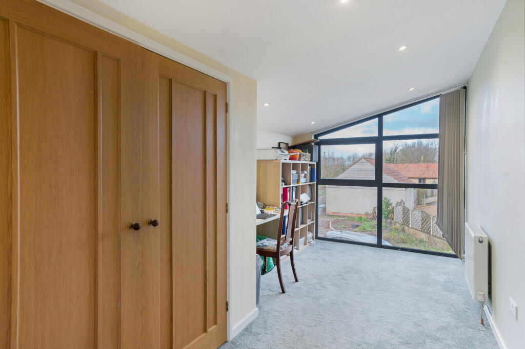 Additional property image - Pilning Street, Pilning, BS35