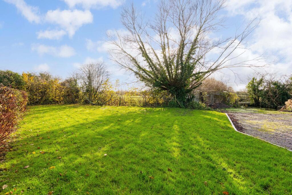 Additional property image - Pilning Street, Pilning, BS35
