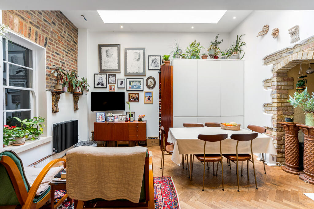 Additional property image - South Terrace, Bristol, BS6