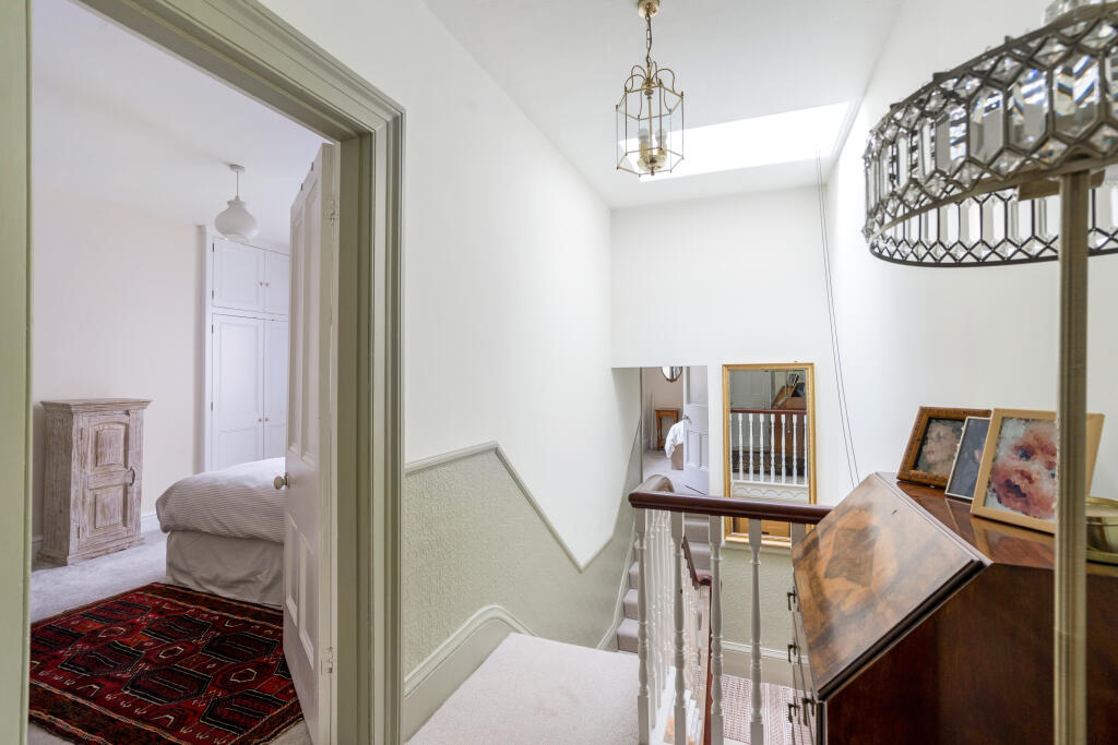 Additional property image - South Terrace, Bristol, BS6