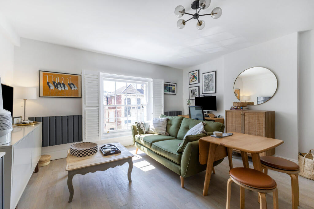 Main image of property: Canynge Road, Bristol, BS8