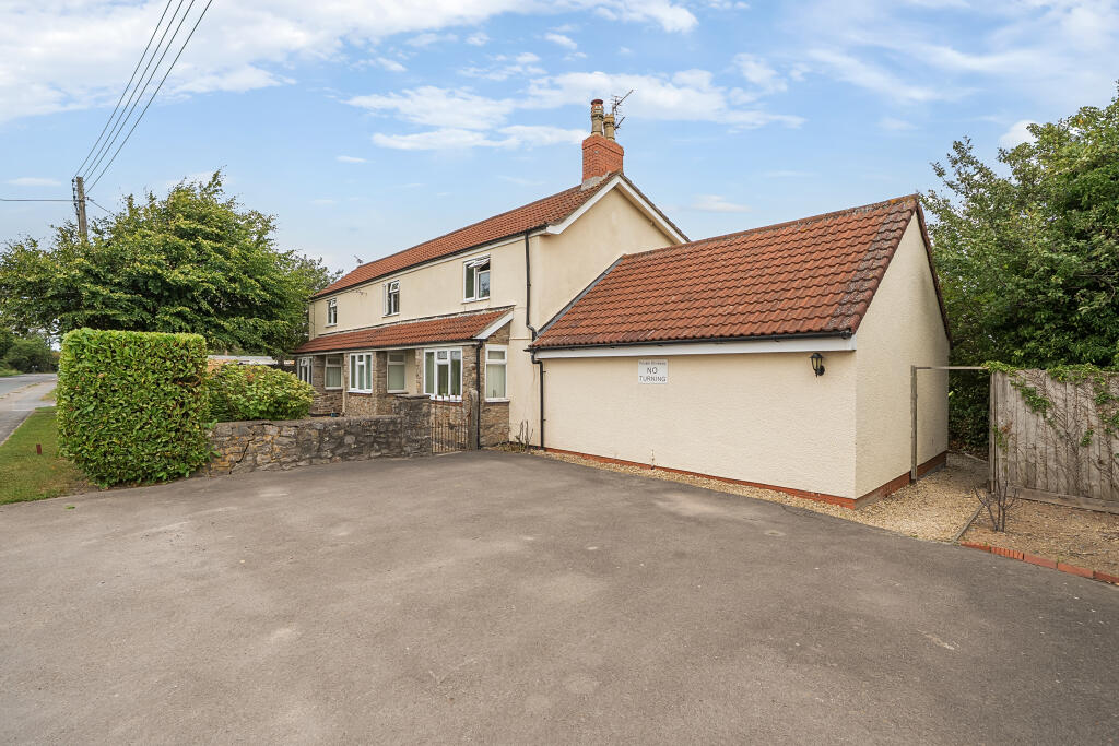 Main image of property: Marsh Common Road, Pilning, BS35