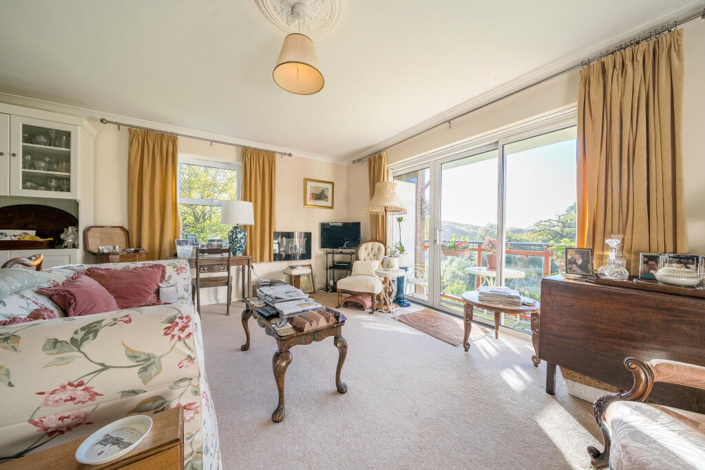 Main image of property: Knoll Hill, Bristol, BS9