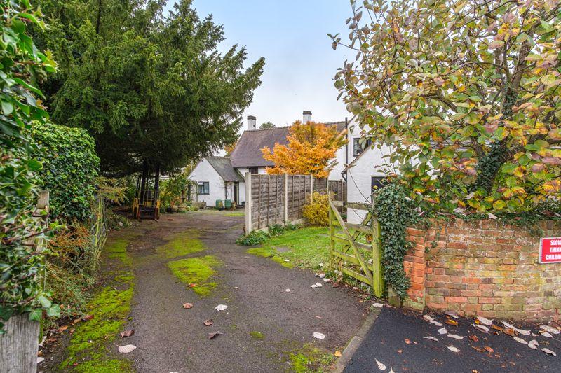 4 bedroom detached house for sale in Engleton Lane, Brewood, Stafford, ST19