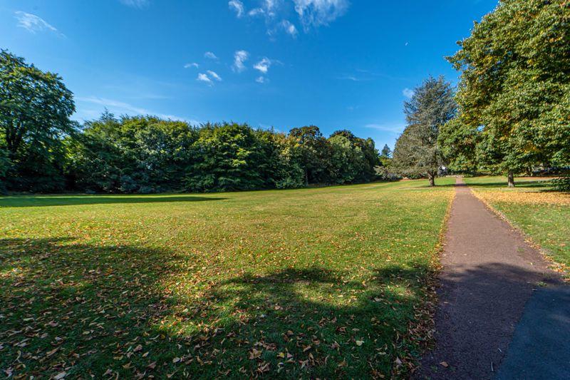 2 bedroom apartment for sale in Lower Green, Tettenhall, Wolverhampton, WV6