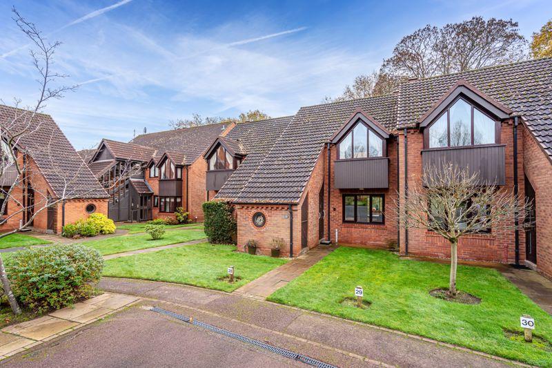 2 bedroom cottage for sale in Highgrove, Tettenhall, Wolverhampton, WV6