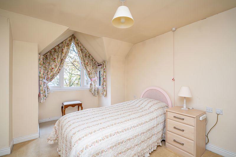 2 bedroom cottage for sale in Highgrove, Tettenhall, Wolverhampton, WV6