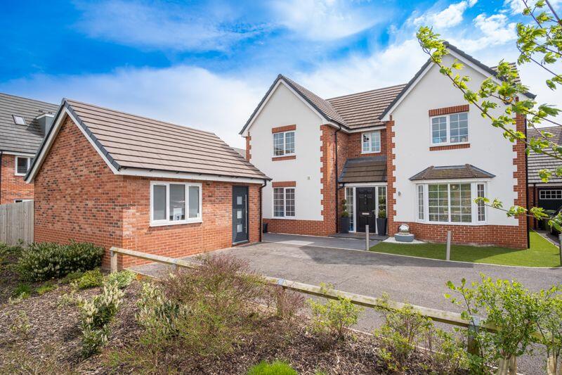 4 bedroom detached house for sale in Gough Close, Codsall, WV8