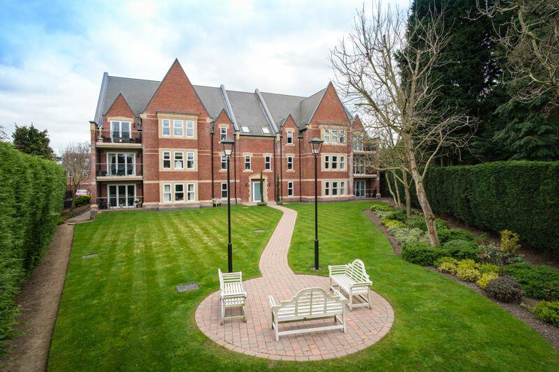 3 bedroom flat for sale in Henry Fowler Drive, Tettenhall