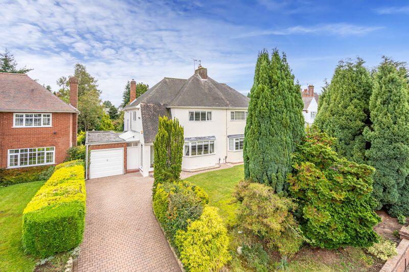 3 bedroom semidetached house for sale in Woodthorne Road, Tettenhall