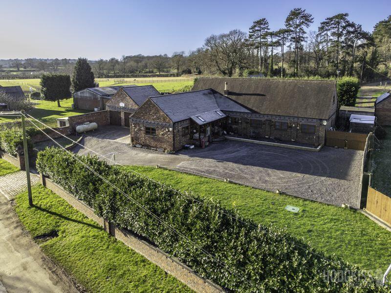8 bedroom detached house for sale in Chillington Lane, Codsall