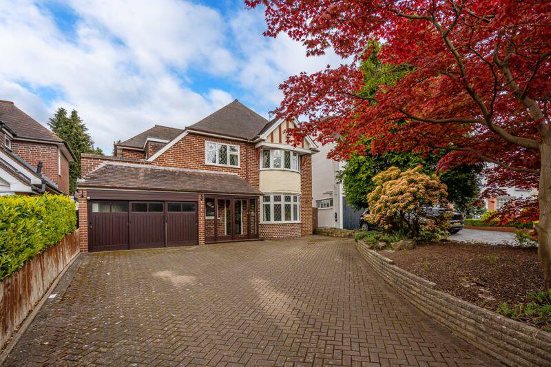 4 bedroom detached house for rent in Woodthorne Road, Tettenhall