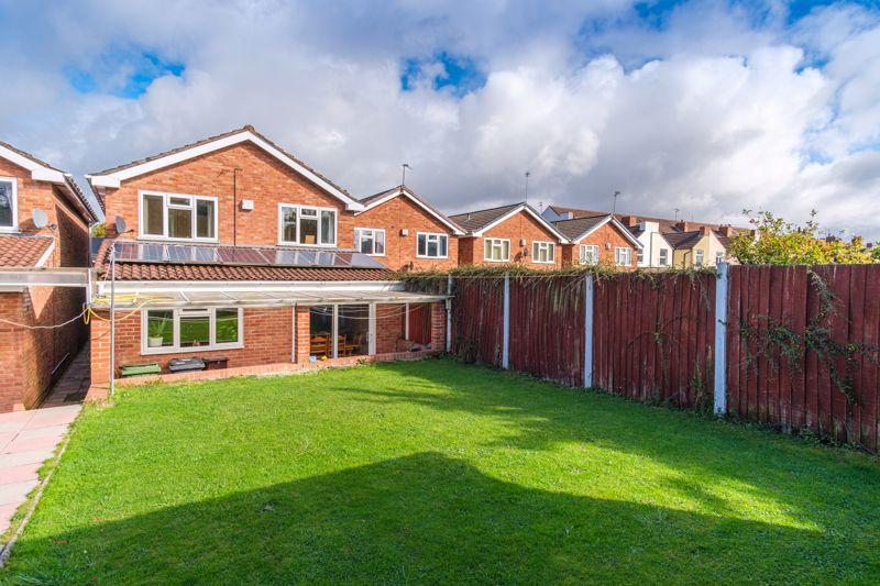 4 bedroom detached house for sale in Vicarage Road, Wednesfield