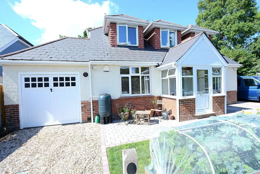 4 bedroom detached house for sale in Hillside Road, VERWOOD, BH31