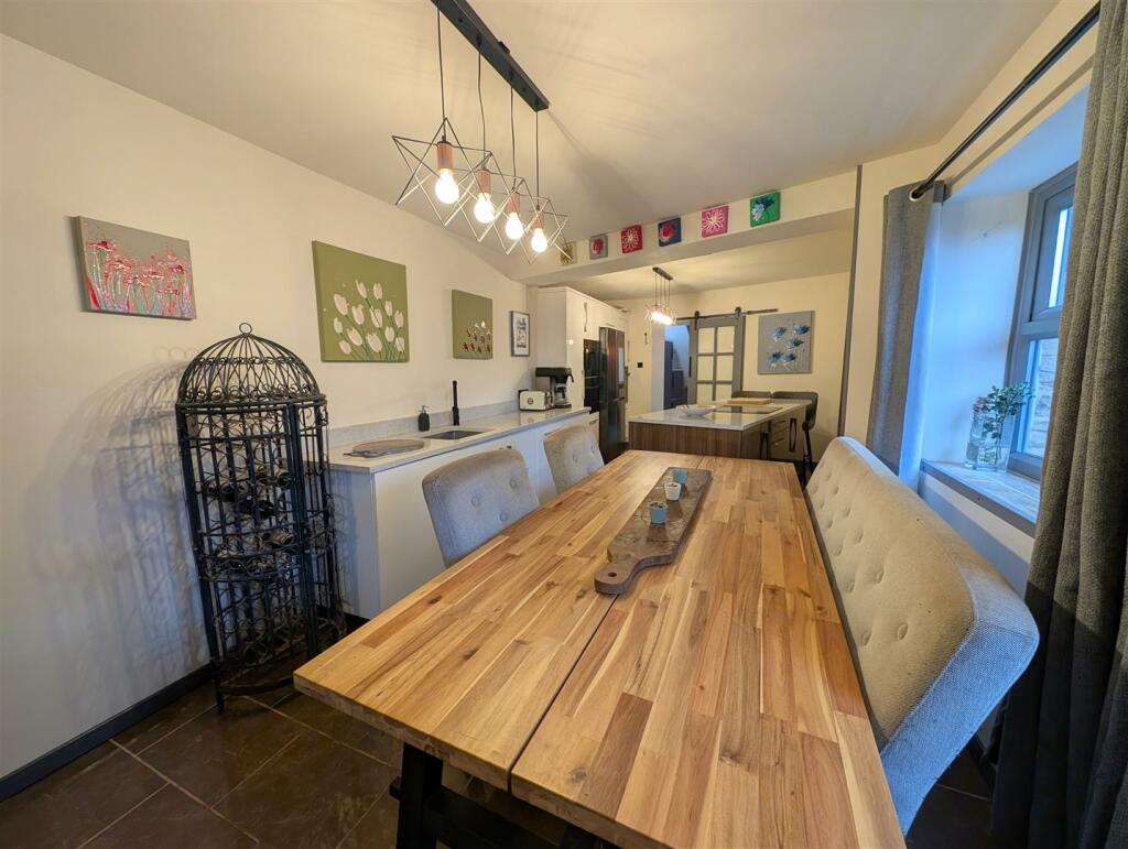 Additional property image - Roslyn Terrace, Hamsterley