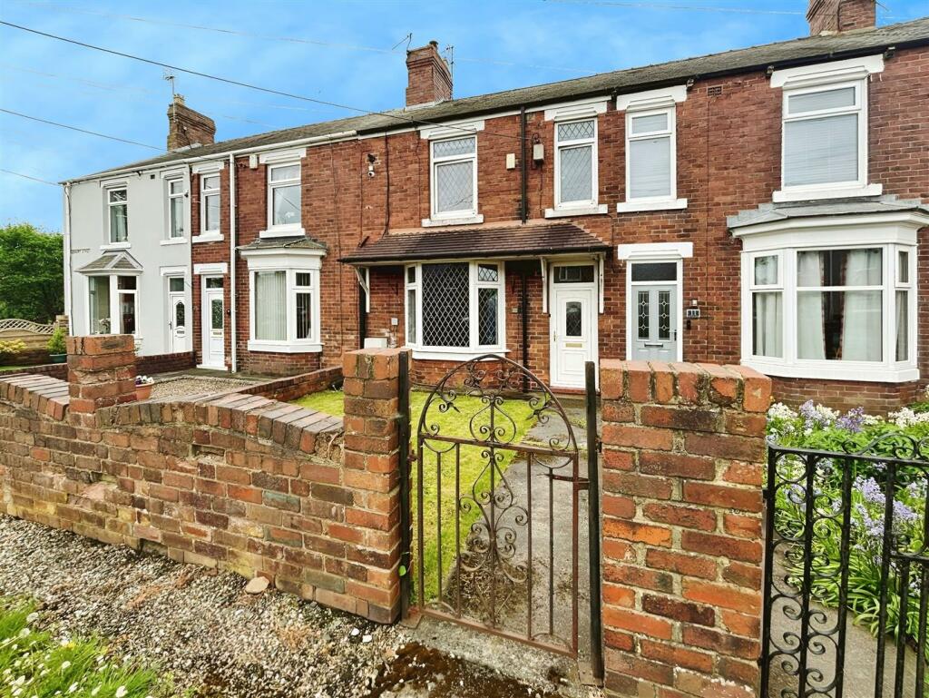 3 bedroom terraced house for sale in Salisbury Street, Willington, DL15