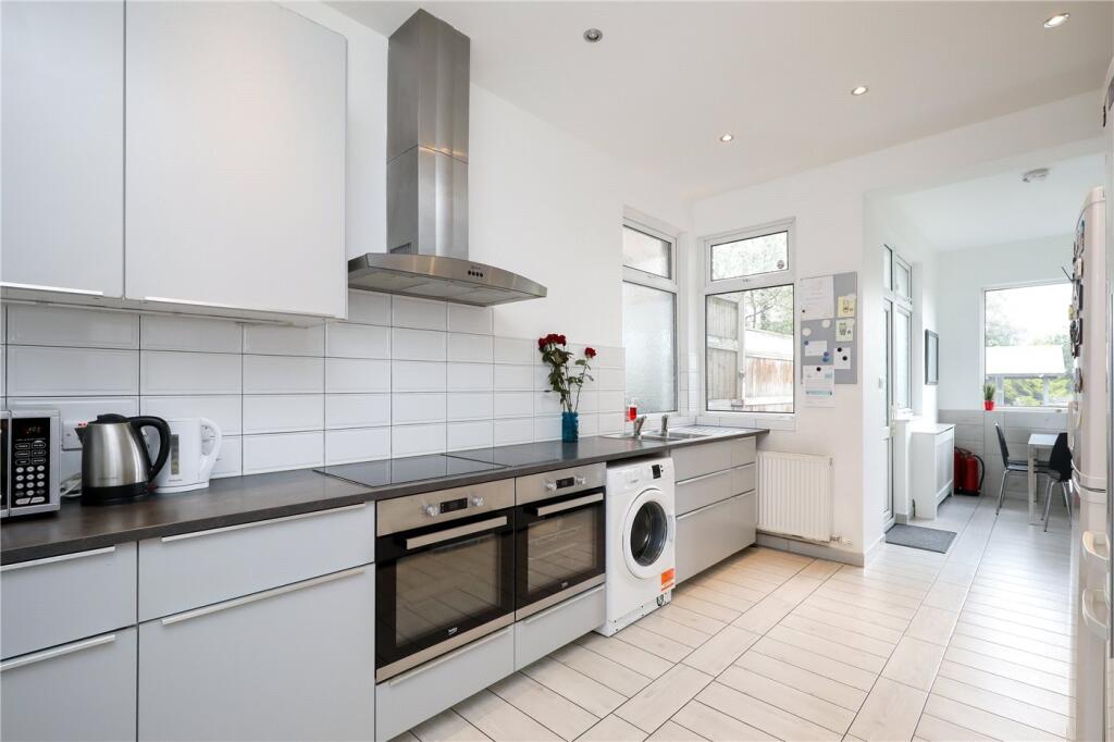Main image of property: Lynton Road, London, W3