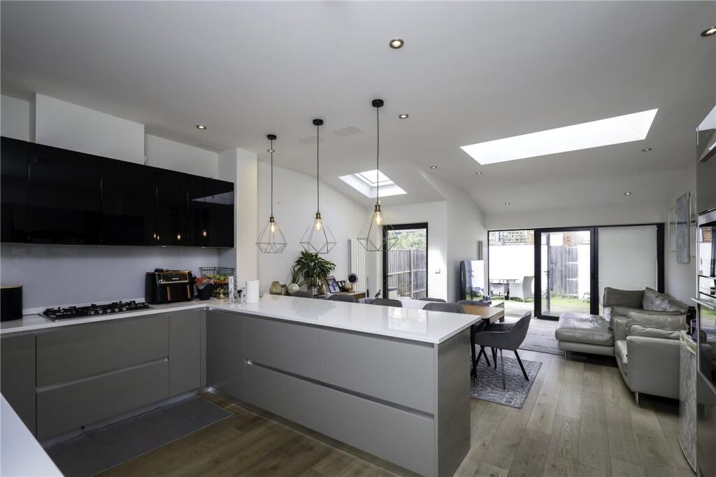 Main image of property: Drayton Gardens, London, W13