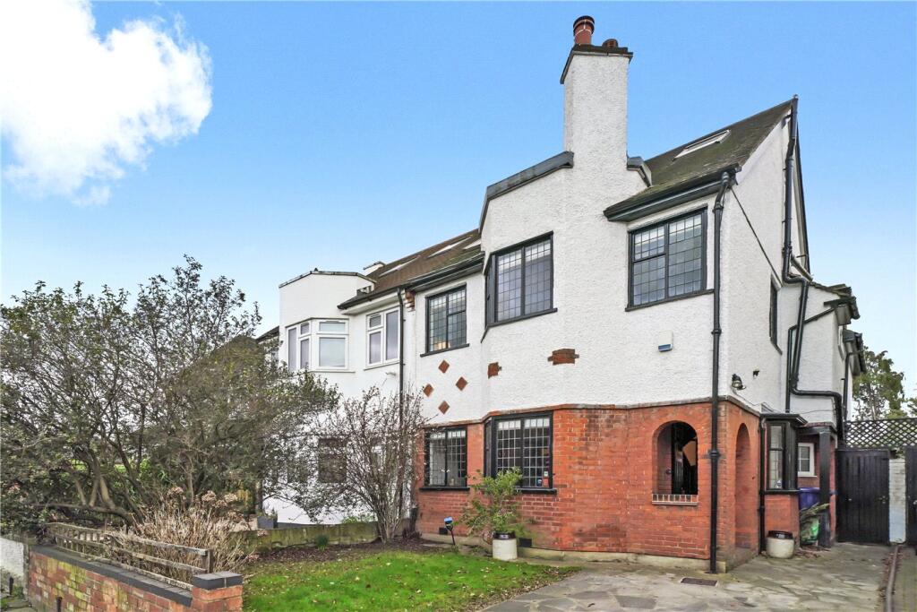 Main image of property: Tring Avenue, London, W5