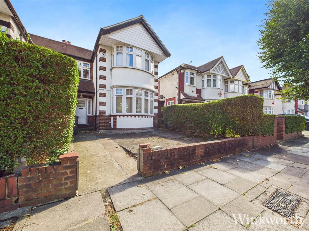 Main image of property: Cleveley Crescent, London, W5