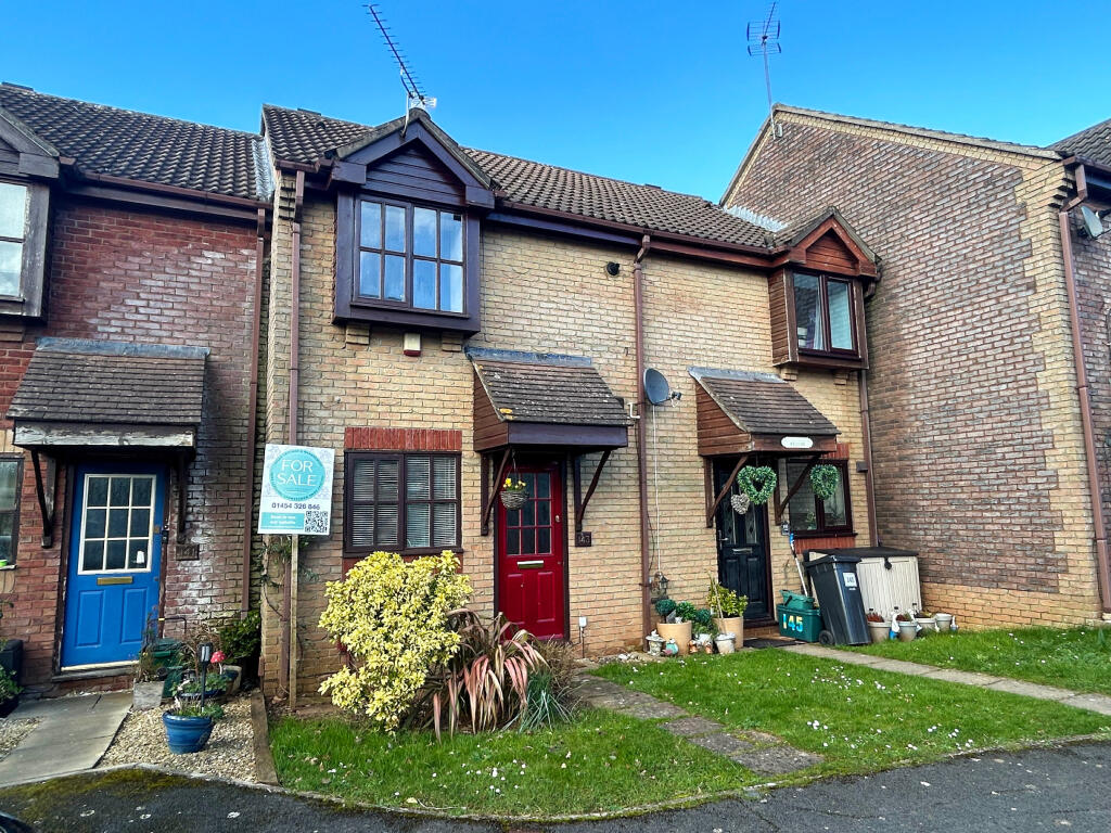 2 bedroom terraced house for sale in Long Croft, Yate, Bristol, BS37