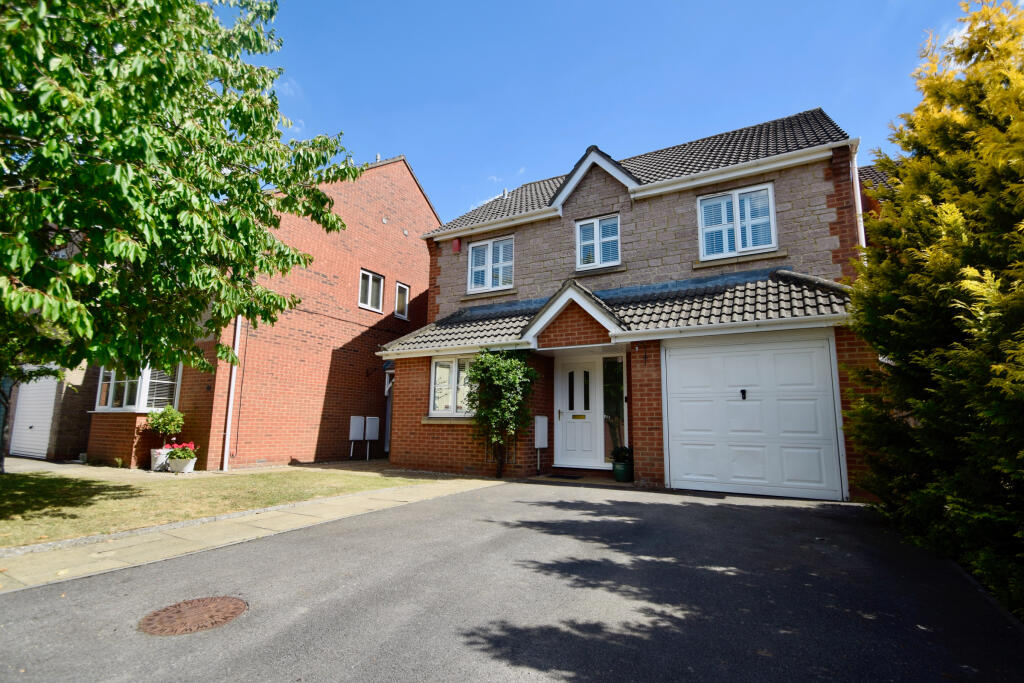 Main image of property: Turnpike Close, Yate, Bristol