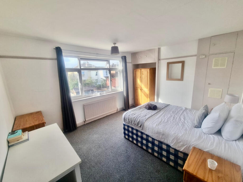 Main image of property: Davis Street, Avonmouth, Bs11 9JN