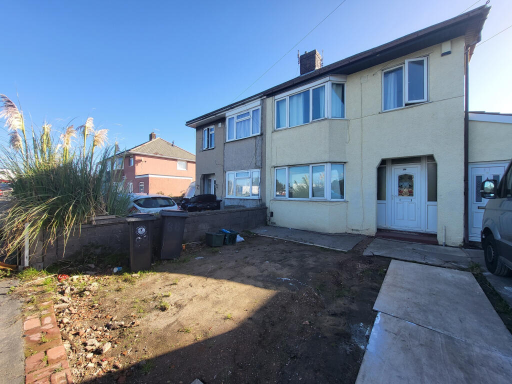 Main image of property: St Andrews Road, Avonmouth, BS11 9ET