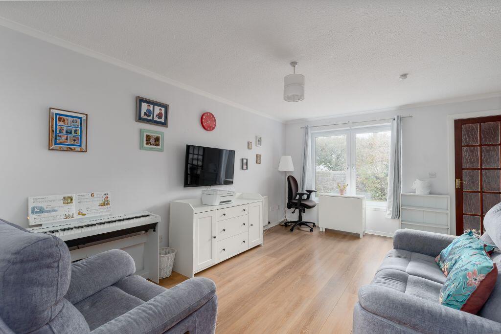 Main image of property: 47 Nellfield, Edinburgh, EH16 6DY