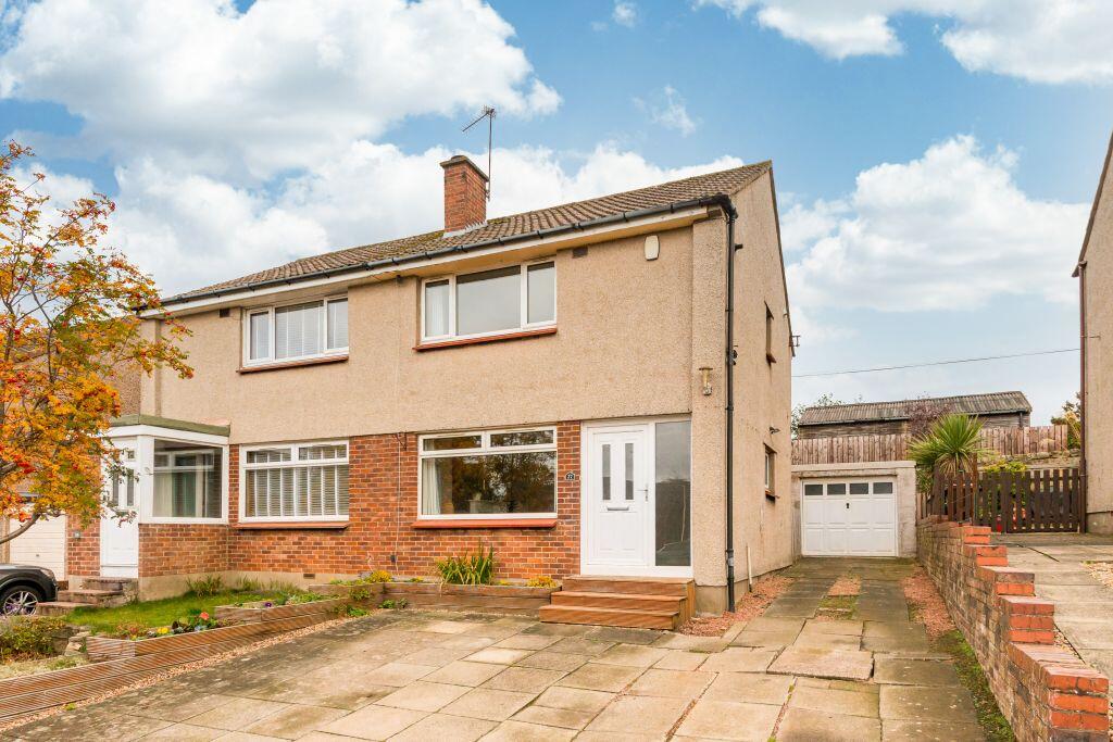 Main image of property: 27 Mayburn Loan, Edinburgh, EH20 9EN