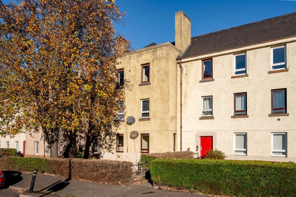 Main image of property: 51/5 Craigentinny Road, Edinburgh, EH7 6RL