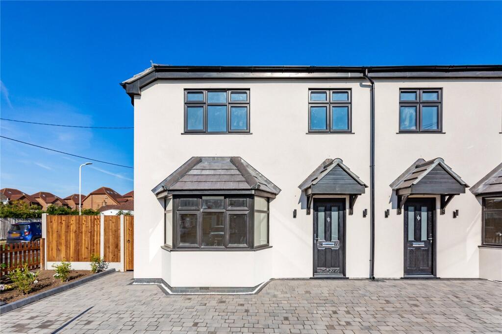 Main image of property: Moor Lane, Upminster, RM14