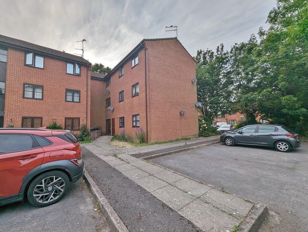 Main image of property: Honeywood Close, Hilsea