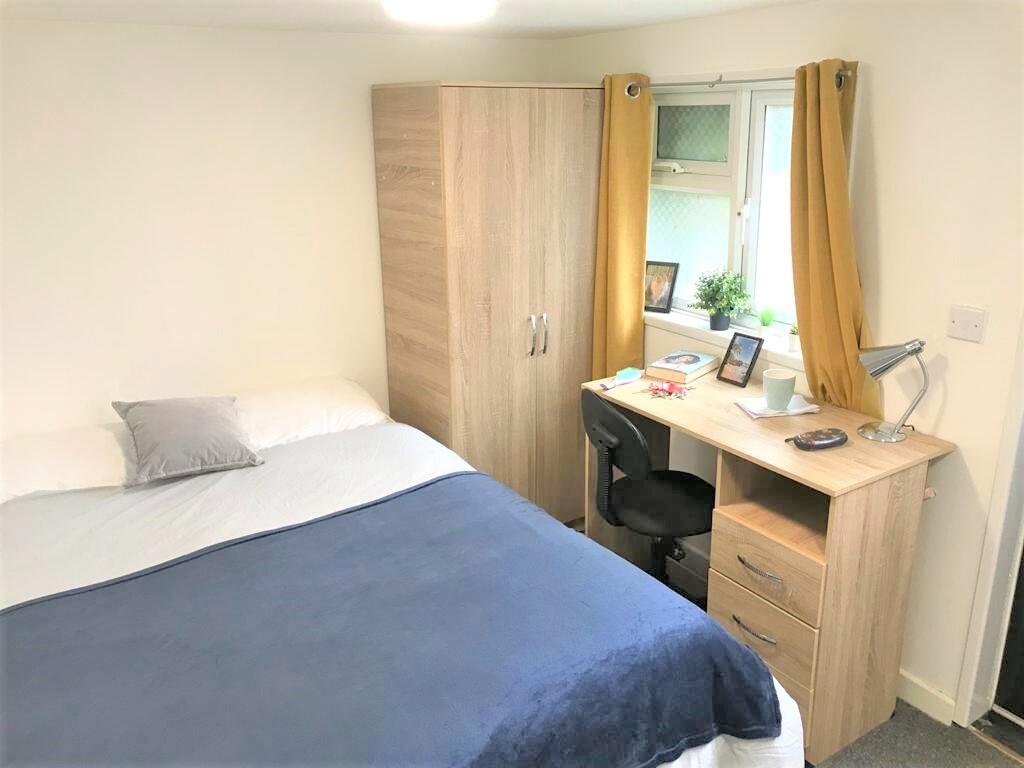 Main image of property: The Polygon, Southampton