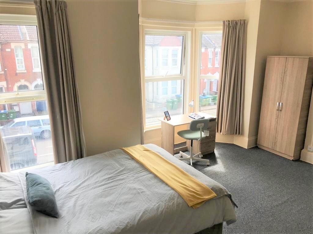 Main image of property: Wilton Avenue, Southampton