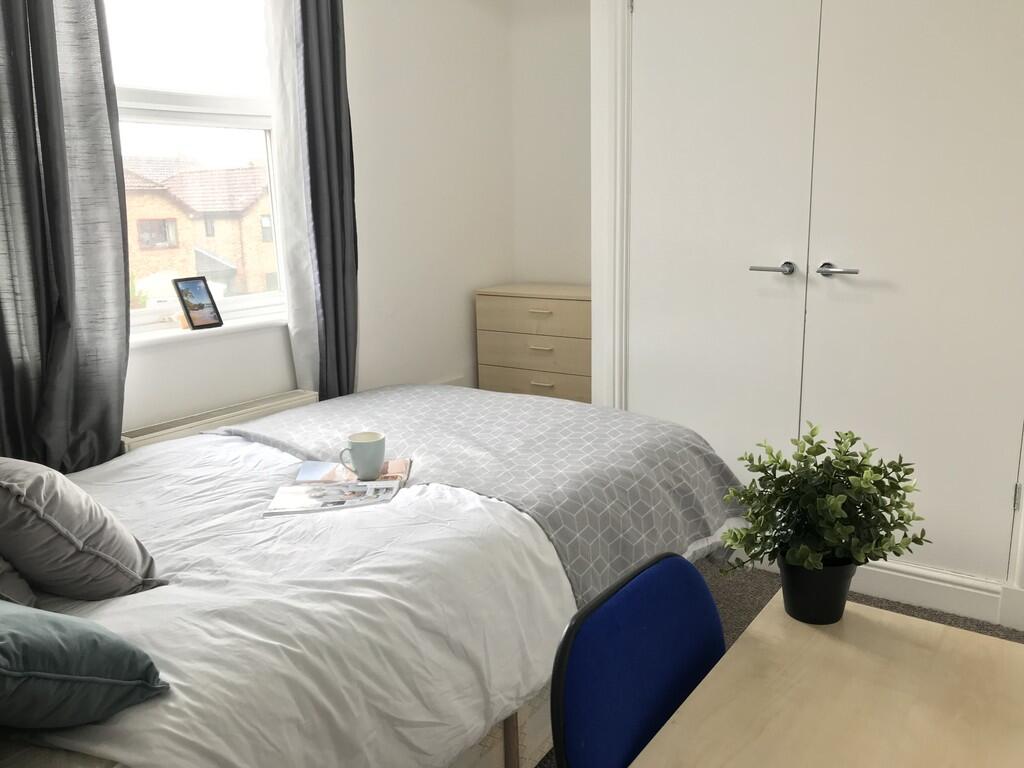 Main image of property: Hill Lane, Southampton