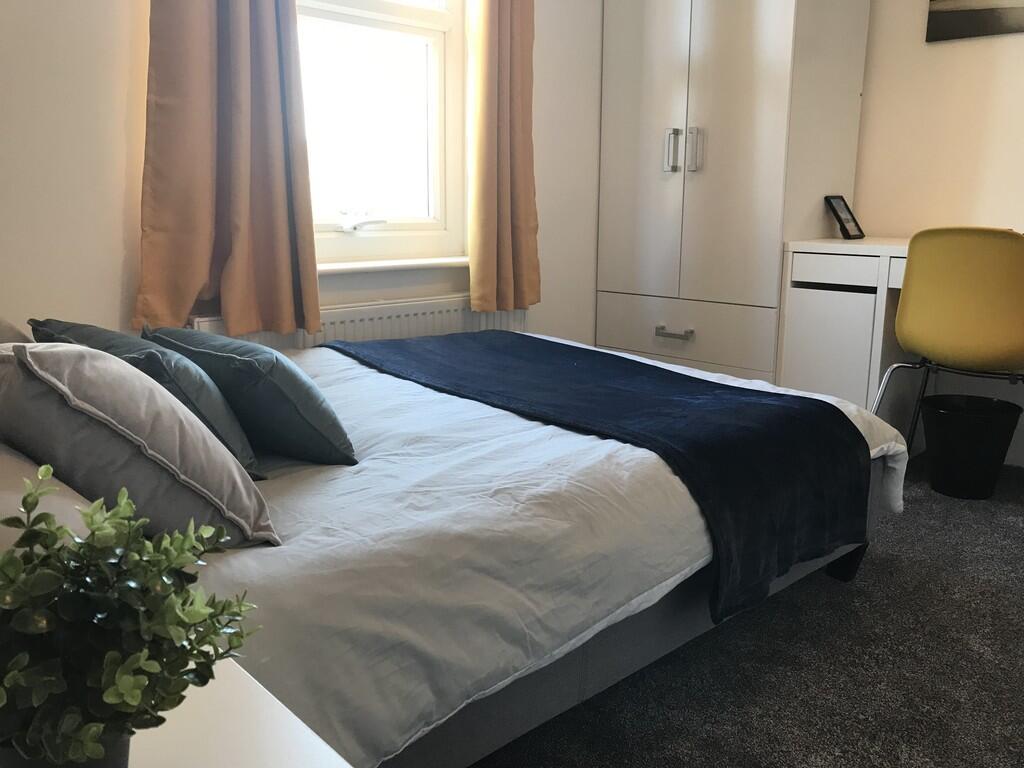 Main image of property: Richville Road, Southampton