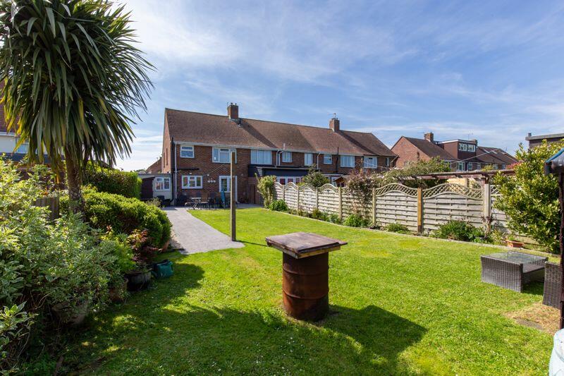 3 bedroom end of terrace house for sale in Bosmere Gardens, Emsworth, PO10