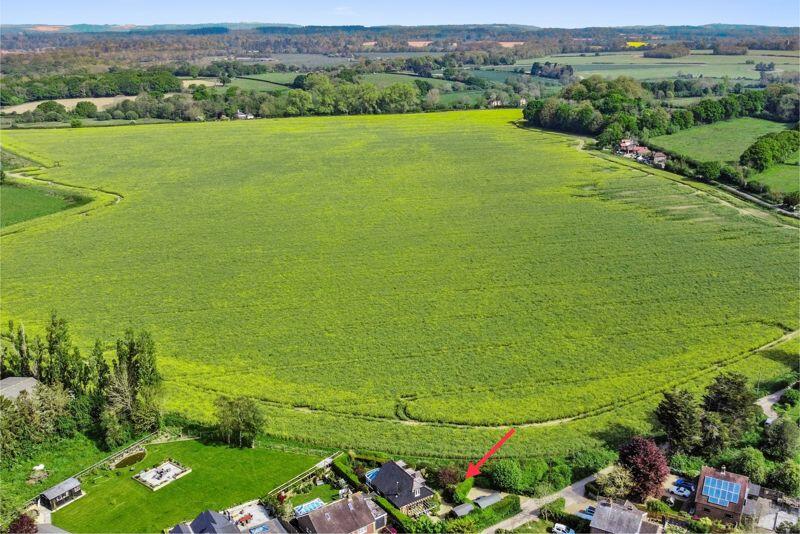 3 bedroom detached house for sale in Duffield Lane, Woodmancote, PO10