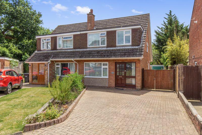 3 bedroom semidetached house for sale in Luard Court, Warblington