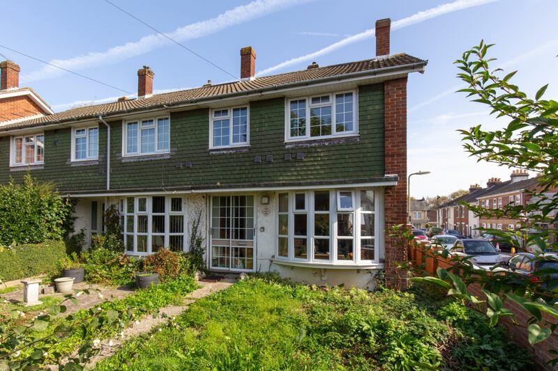 3 bedroom end of terrace house for sale in North Street, Emsworth, PO10