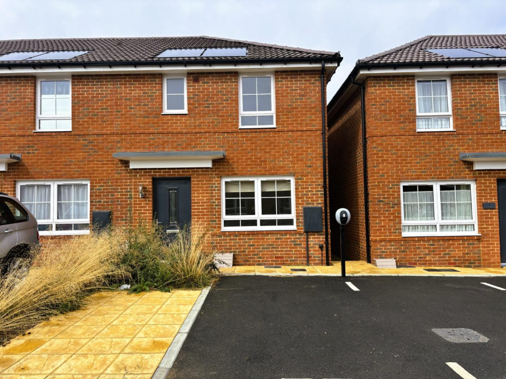 Main image of property: Gleam Close, Aylesford, ME20