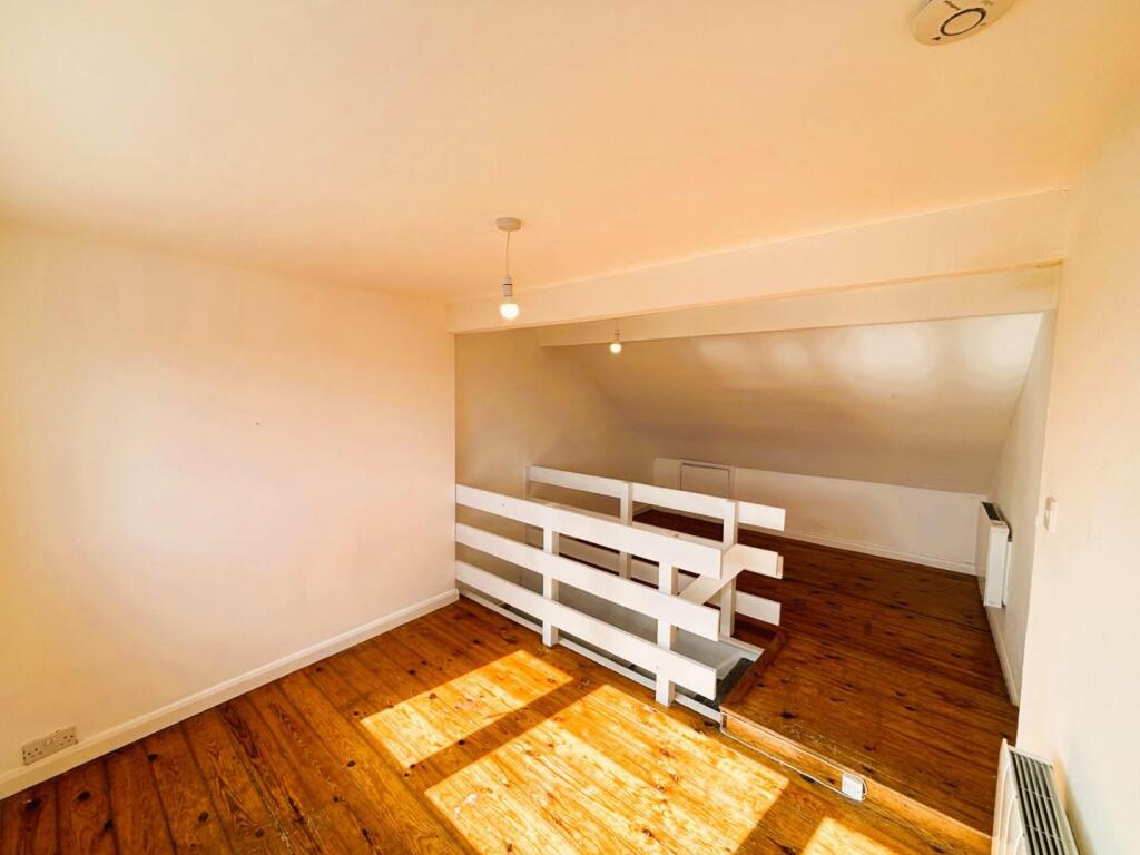 Main image of property: Tonbridge Road, Maidstone