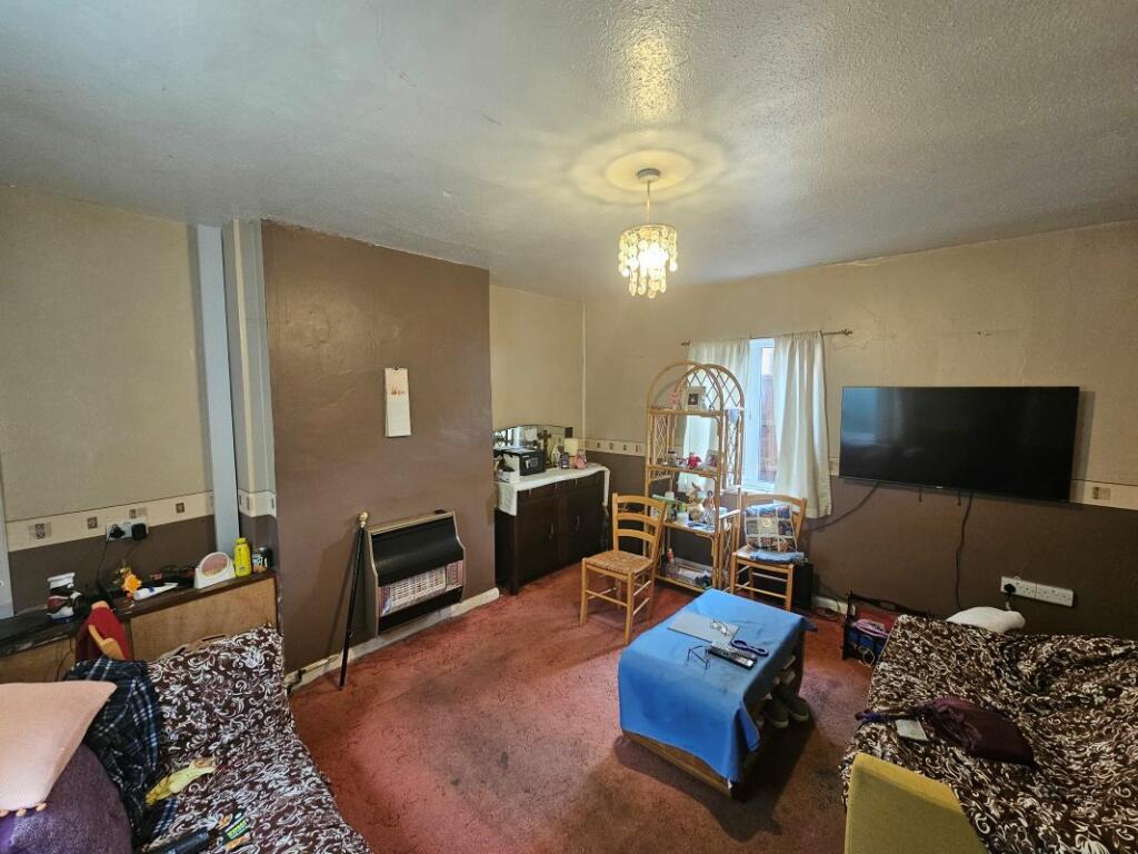 Additional property image - 33 Montague Road, Erdington, Birmingham, West Midlands, B24 8EG