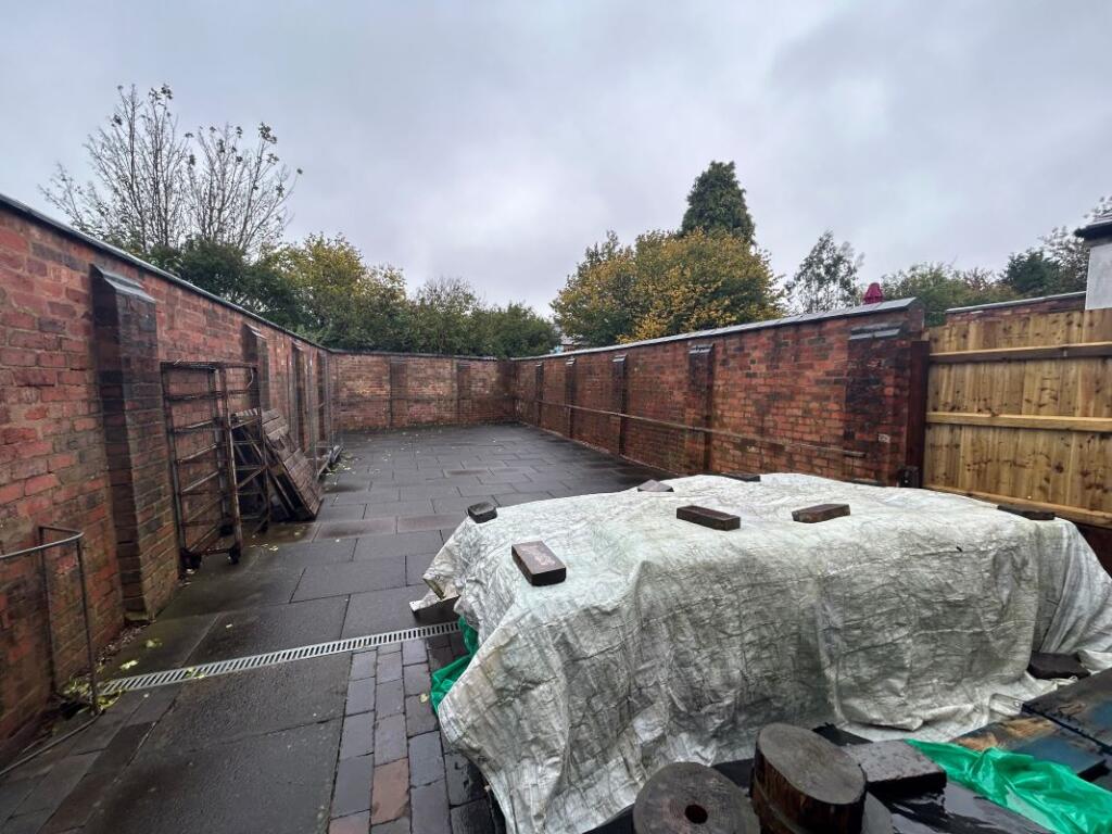 Additional image 4 of 68 & 68A Three Shires Oak Road, Bearwood, Smethwick, West Midlands, B67 5BY