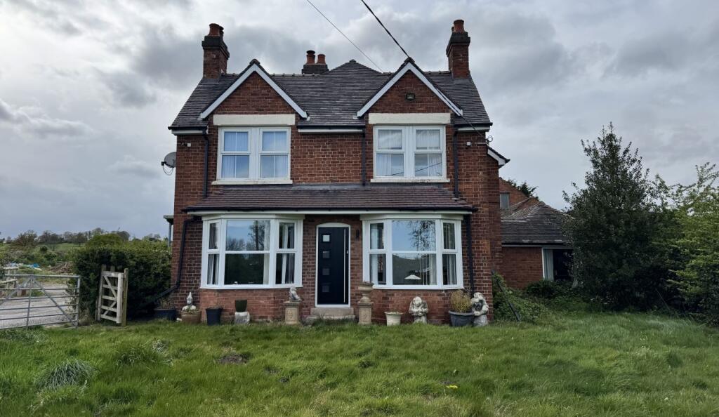 Main image of property: Grange Farm, Ashflats Lane, Stafford, Staffordshire, ST18 9BP
