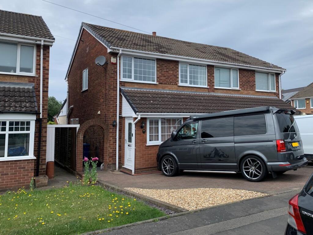 Main image of property: FGR's 4 Basin Lane (B77 2AH), 58 & 62 Glascote Road, Tamworth, (B77 2AD), & 45 Lilac Avenue, Sutton Coldfield, B74 3TS