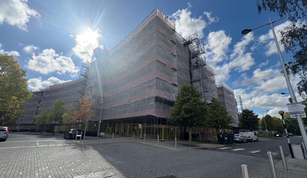 Main image of property: Apartment 128, Hemisphere, 15 The Boulevard, Birmingham, West Midlands, B5 7SU